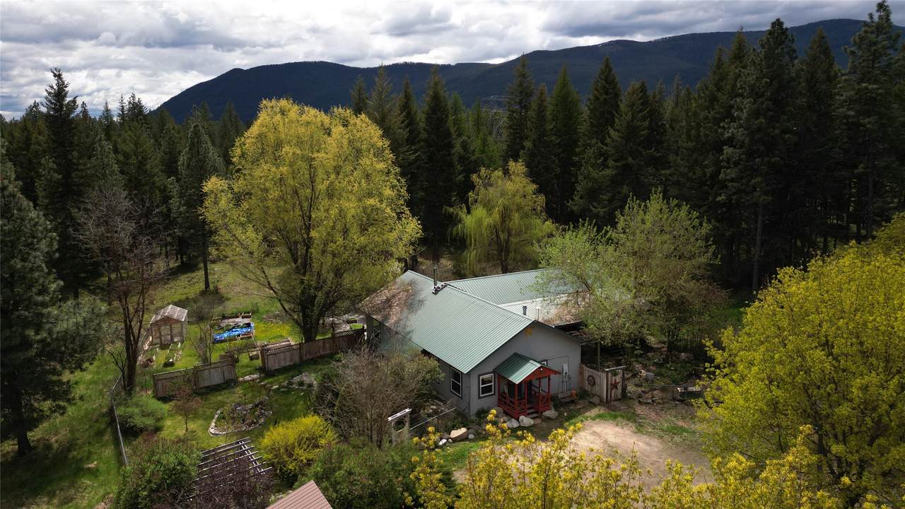 32 Lone Wolf Lane - Photo 1