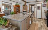 1040 Round Butte Road - Photo 11