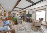 1040 Round Butte Road - Photo 6