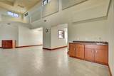 4500 Expressway - Photo 7