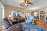 2044 Scott Drive - Photo 22