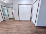 374 Janet Street - Photo 12