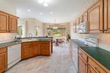 33 Carriage Lane - Photo 17