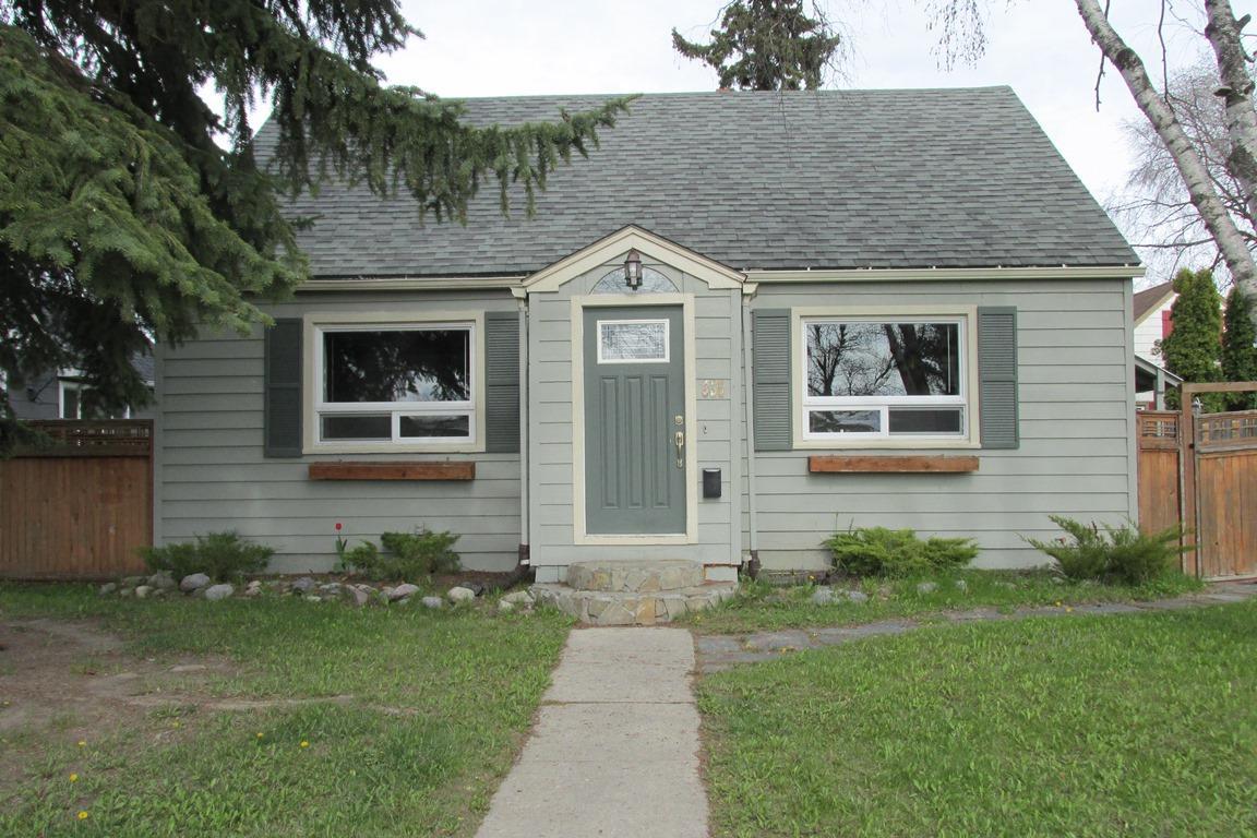 935 8th Avenue - Photo 1