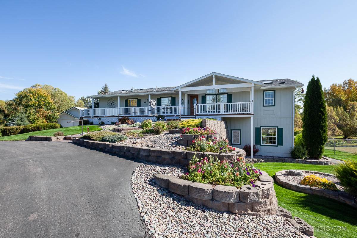 142 Elm Avenue - Photo 1