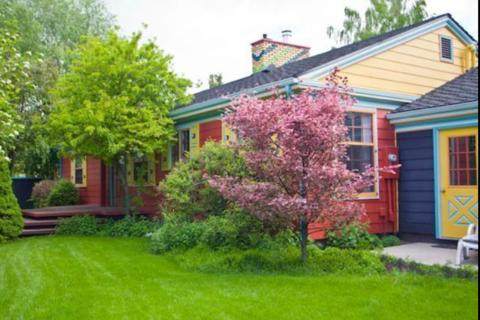 176 Somerset Drive - Photo 1