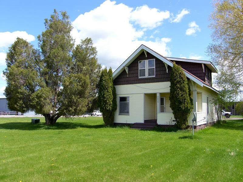 4035 Hwy 2 - Photo 1