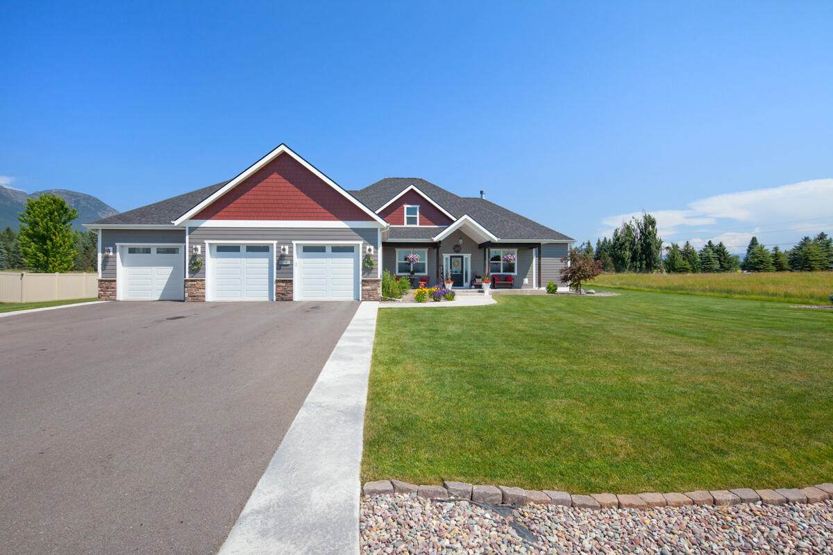 235 Spruce Meadows Loop - Photo 1