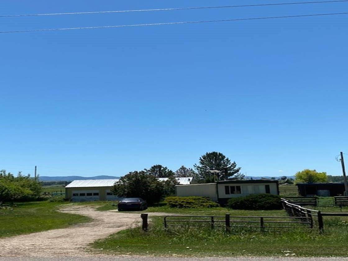 715 Willow Creek Road - Photo 1