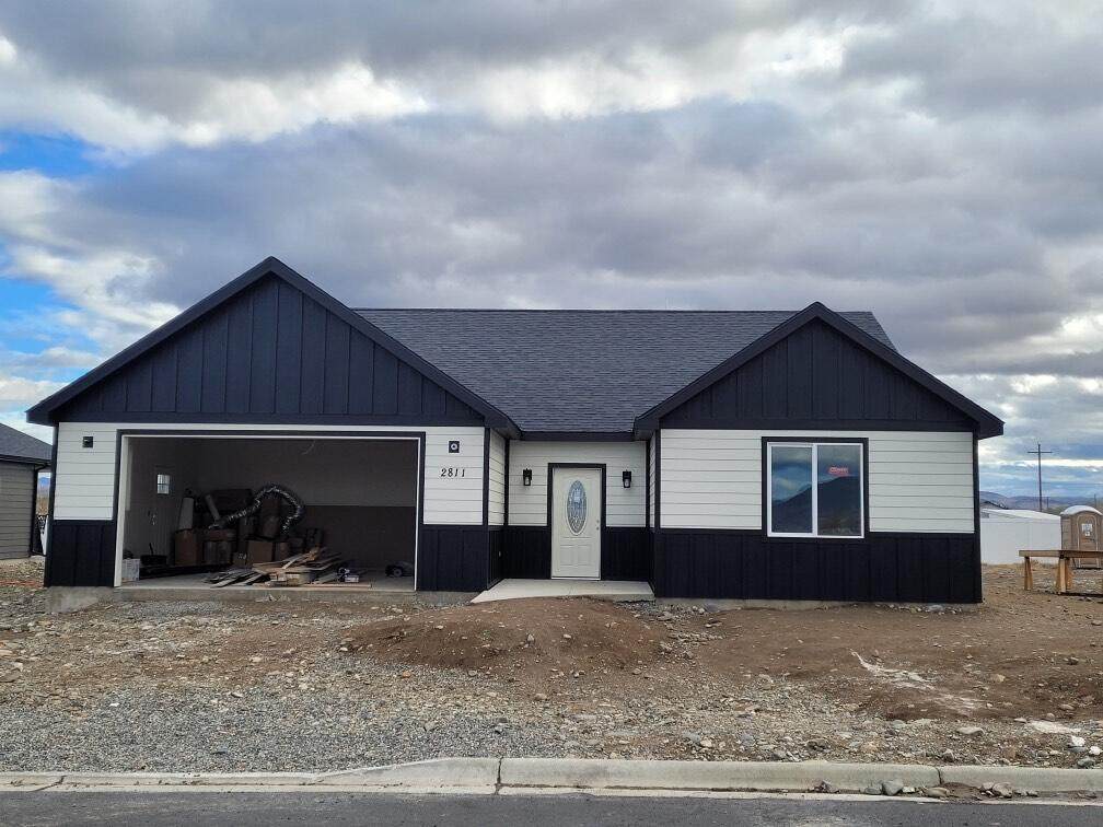 2811 Ashley Avenue - Photo 1