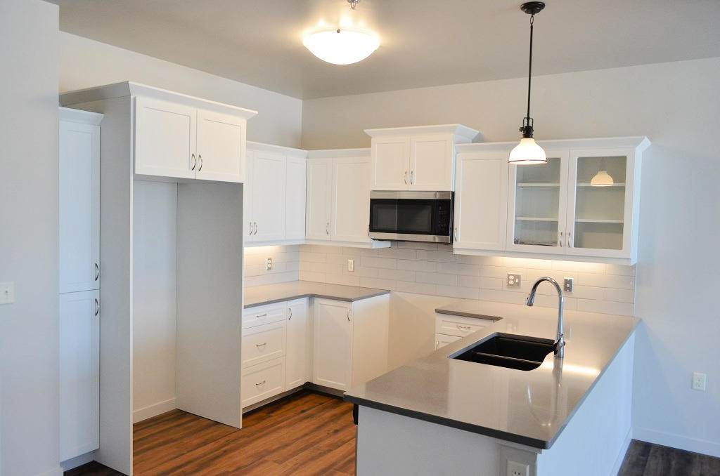 100 Woodlands Way - Photo 1