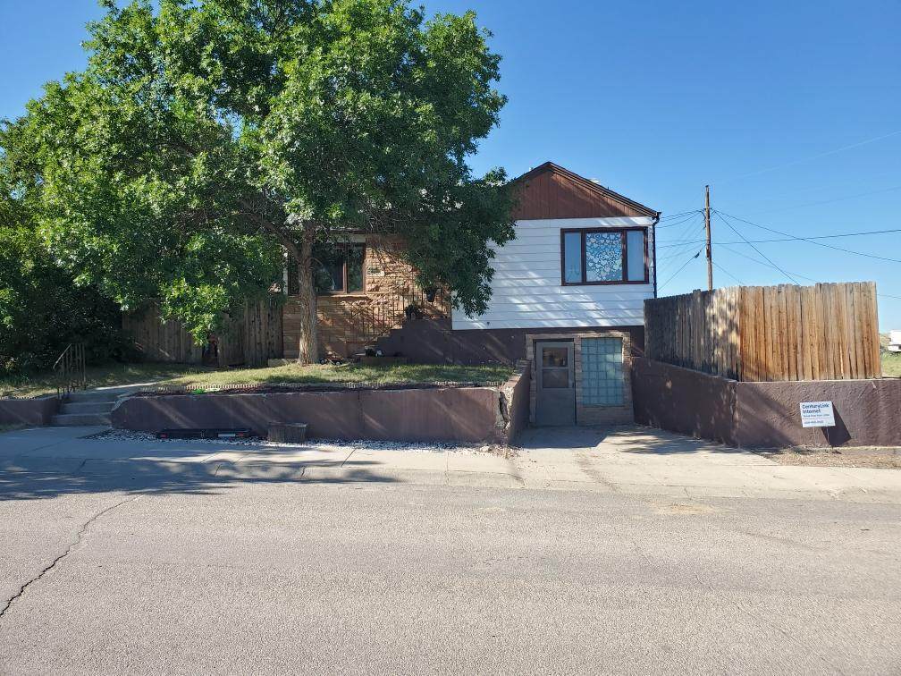 923 1st Street - Photo 1