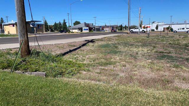 324 Smelter Avenue - Photo 1