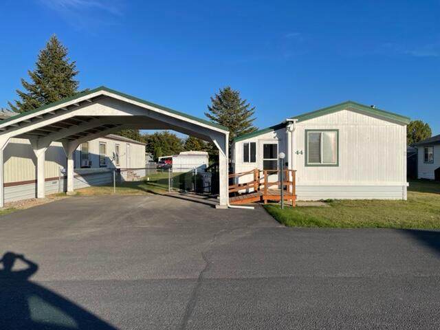 110 Evergreen Drive - Photo 1