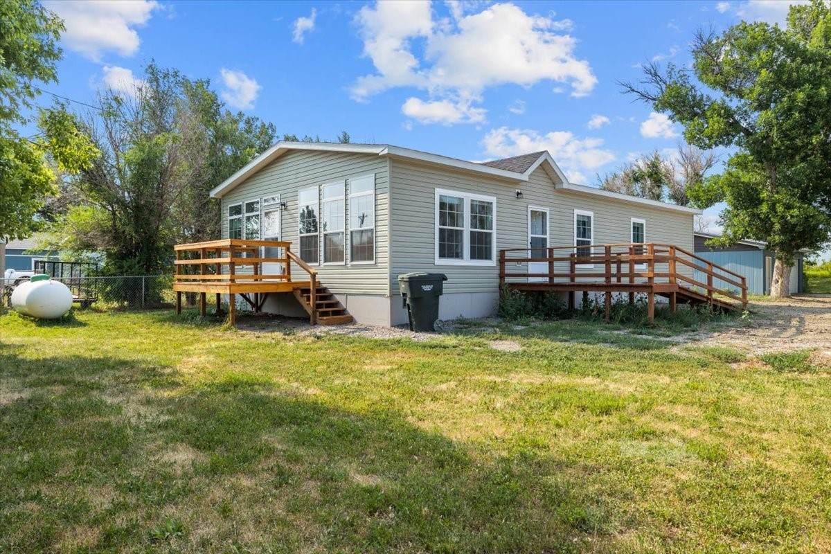 8020 Wade Street - Photo 1