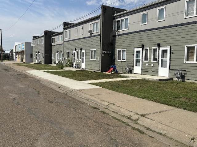 232 7th Street - Photo 1