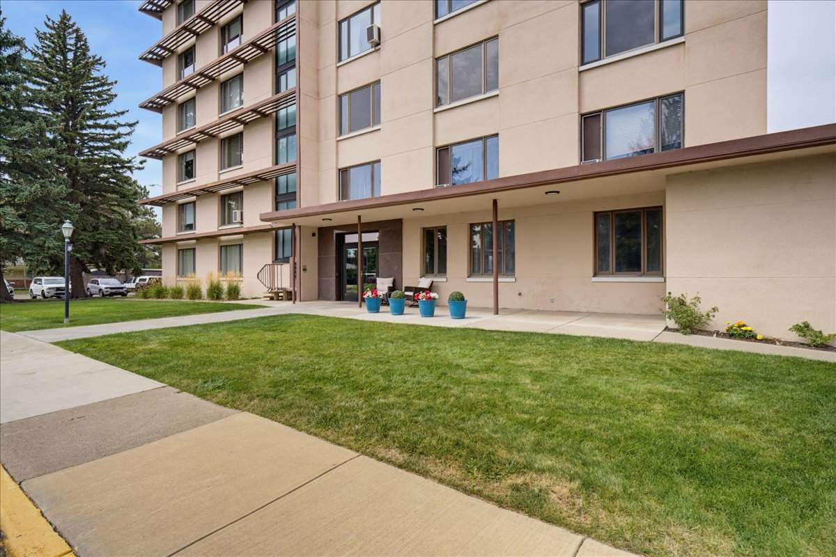 1536 Meadowlark Drive - Photo 1