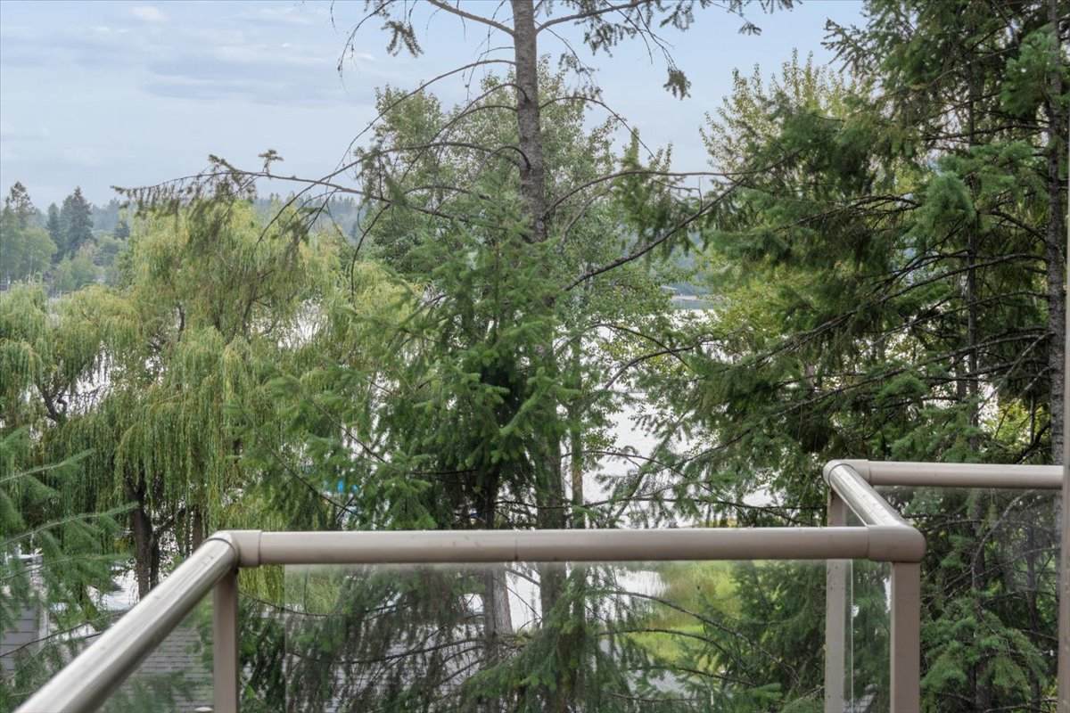 300 Bay Point Drive - Photo 1