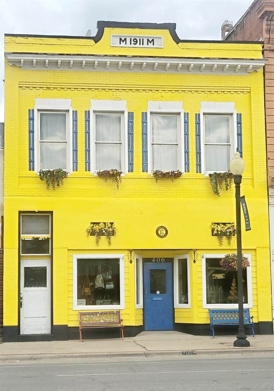 406 Main Street - Photo 1