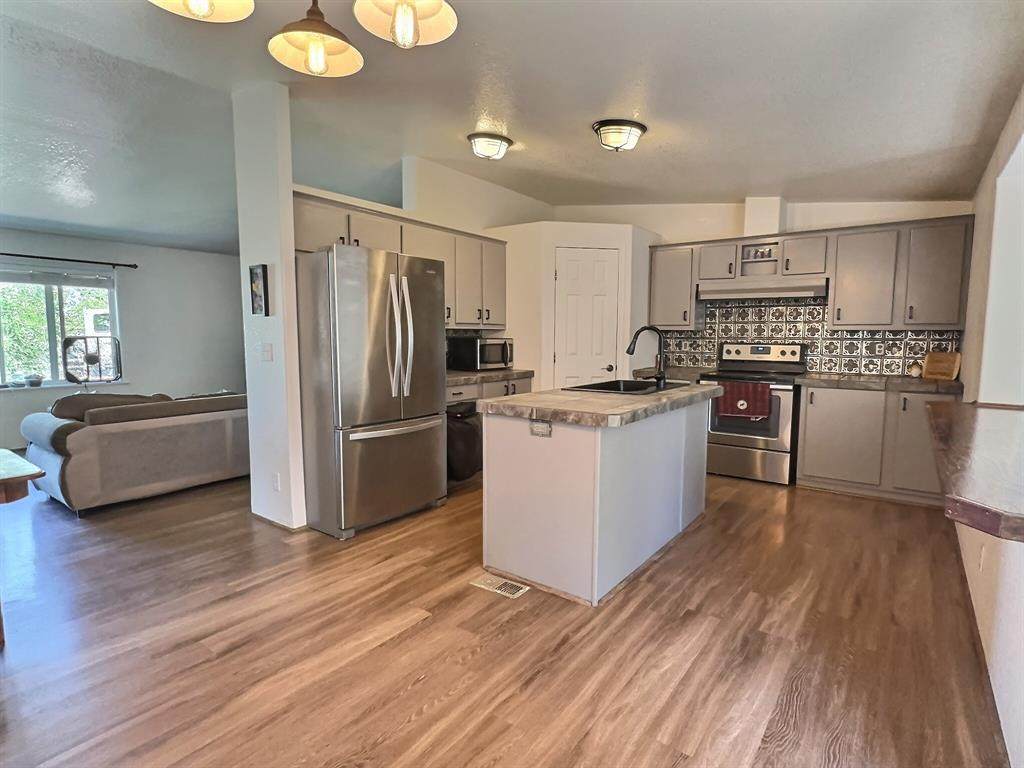 219 3rd Avenue - Photo 1