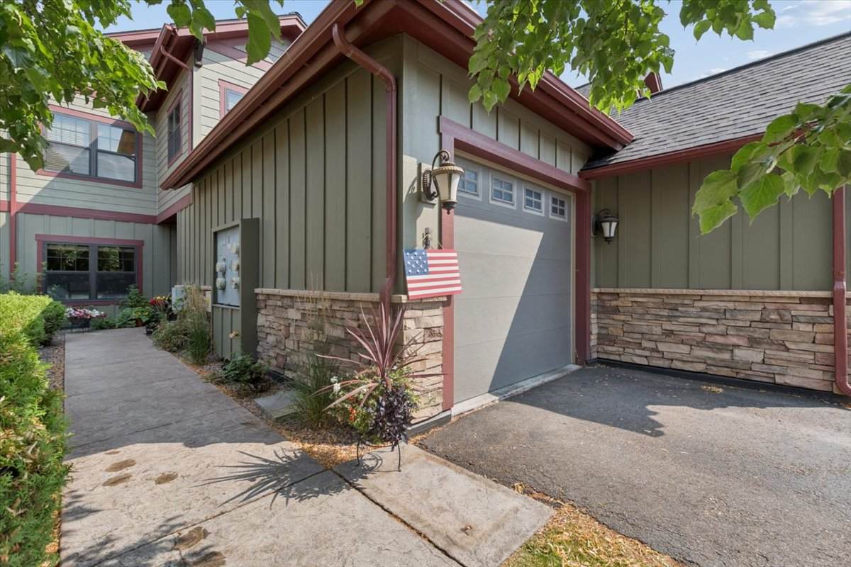 205 Meadow Vista Loop - Photo 1