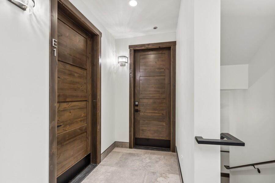 311 Akers Lane - Photo 1