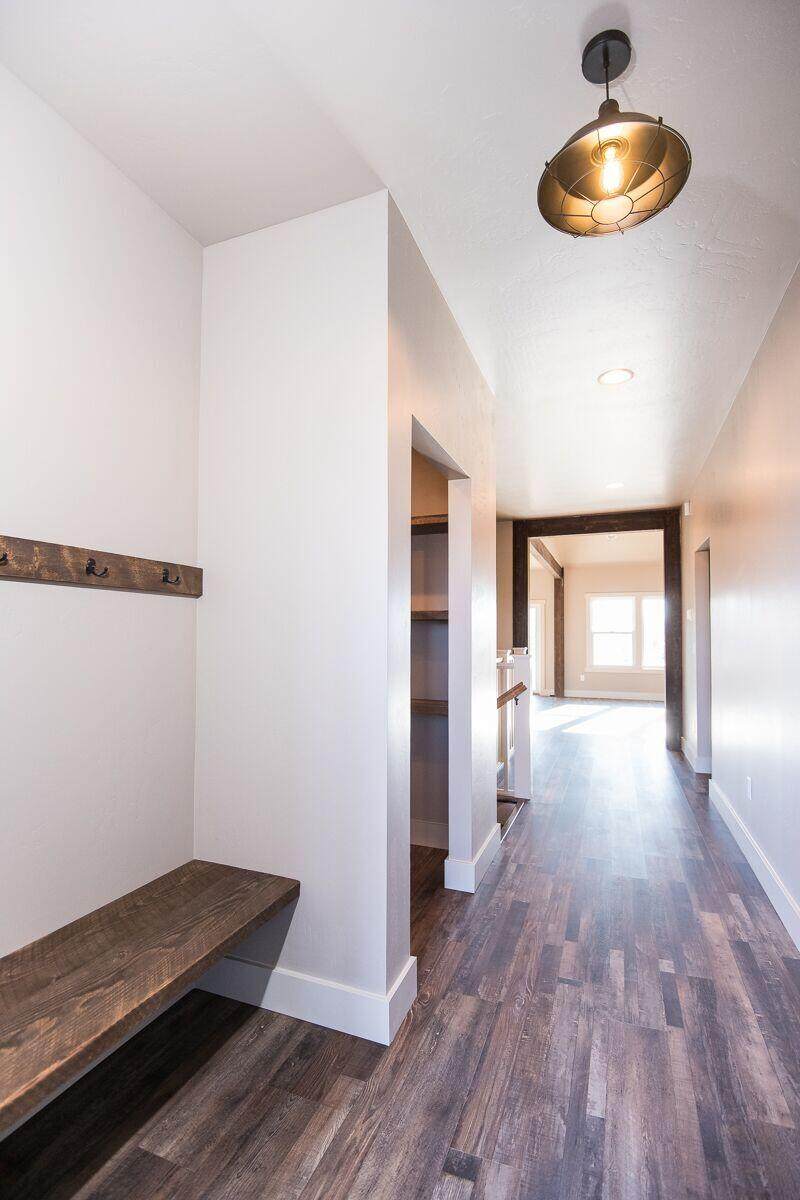 5515 Thimbleberry Loop - Photo 1
