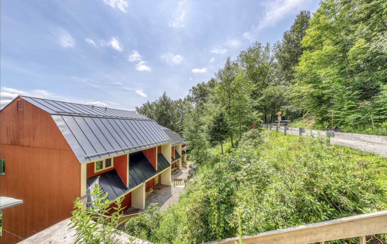 228 Top Of The Valley Road - Photo 1