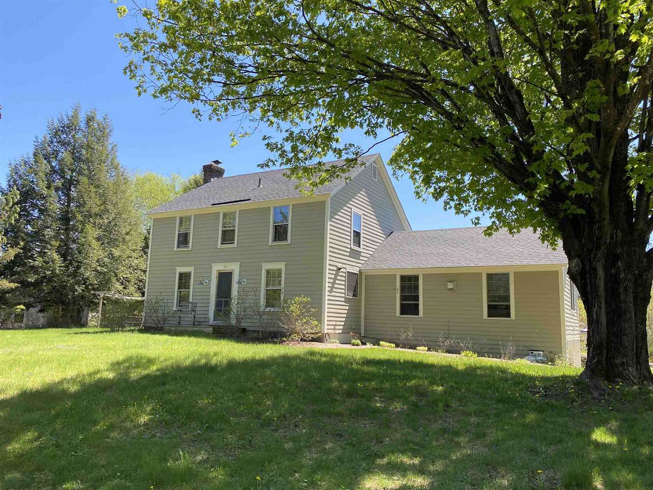 84 Barberry Circle - Photo 1