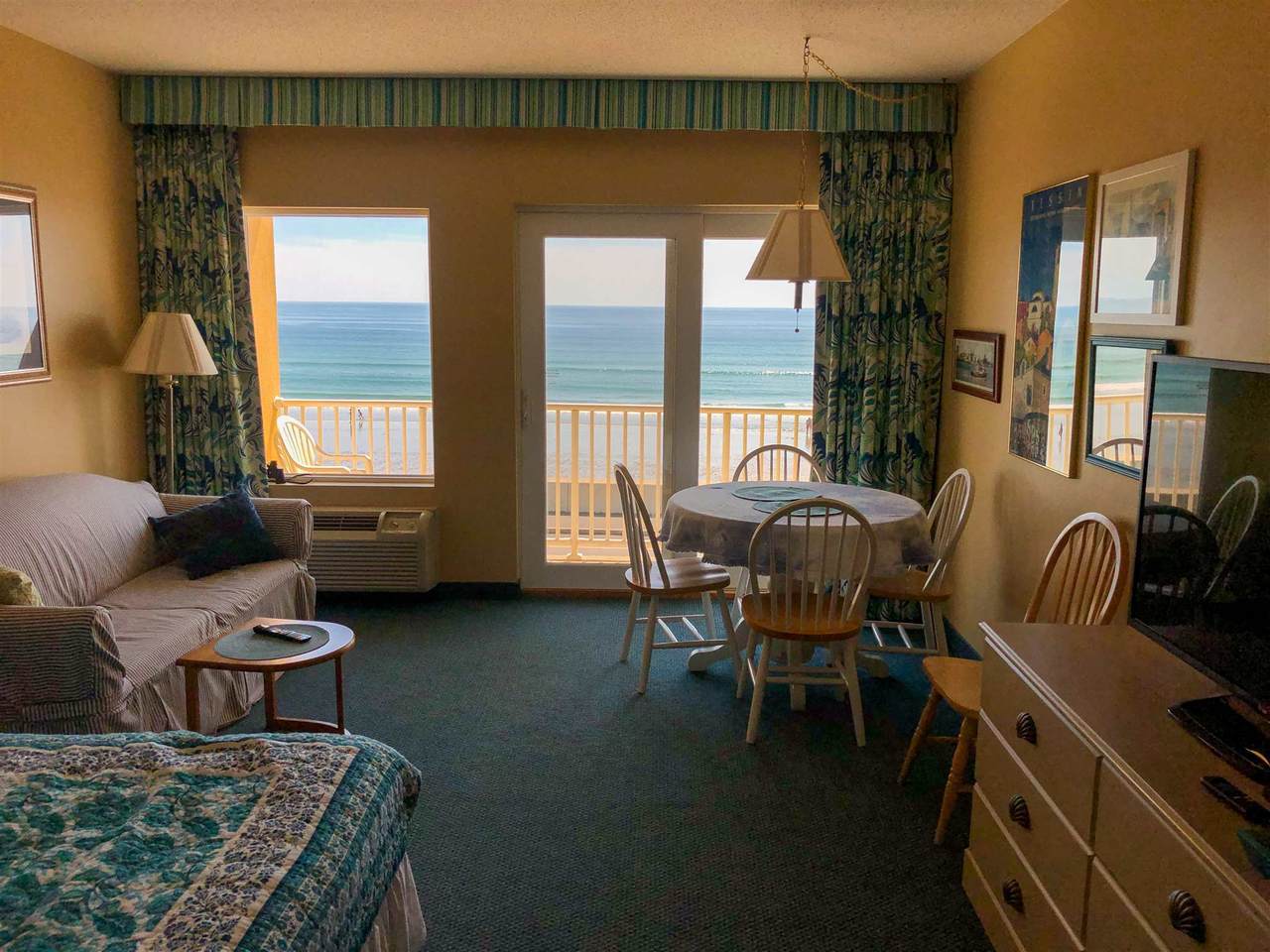 703 Ocean Boulevard - Photo 1