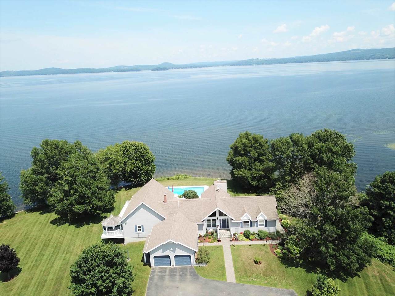 3286 Lake Road - Photo 1