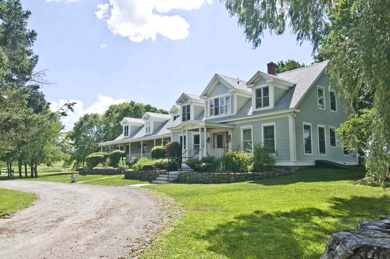 1563 Darling Hill Road - Photo 1