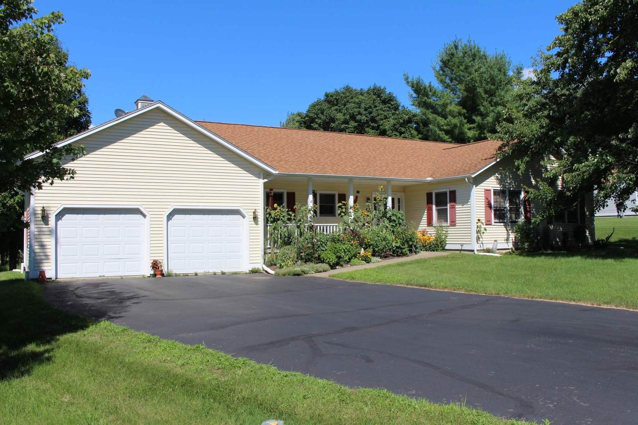 129 Tamarack Drive - Photo 1