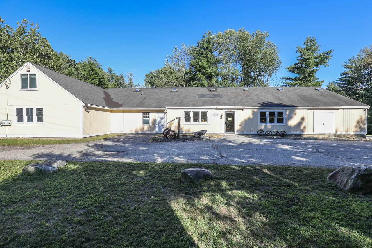 604 Gibbons Highway - Photo 1