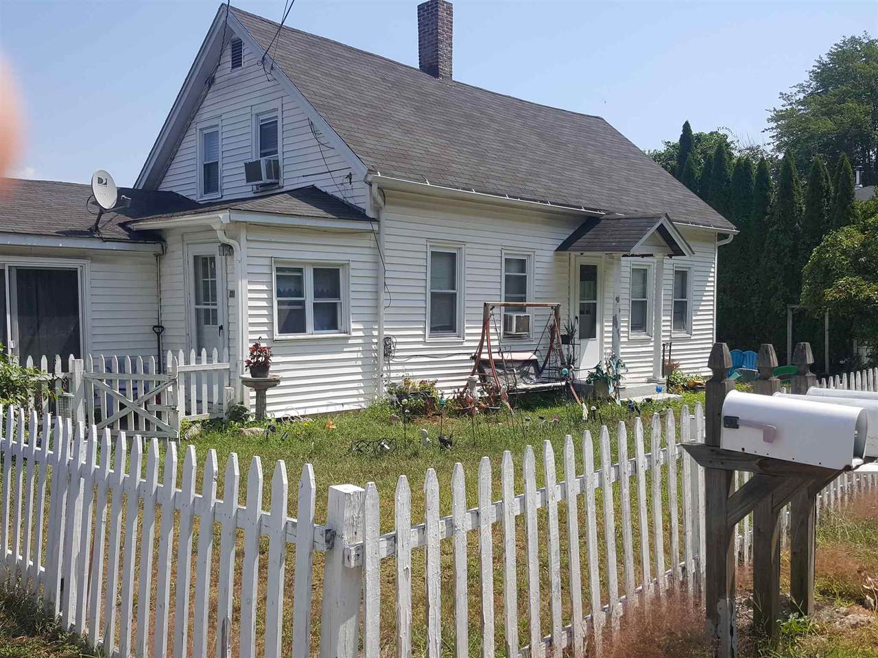 1601 Front Street - Photo 1