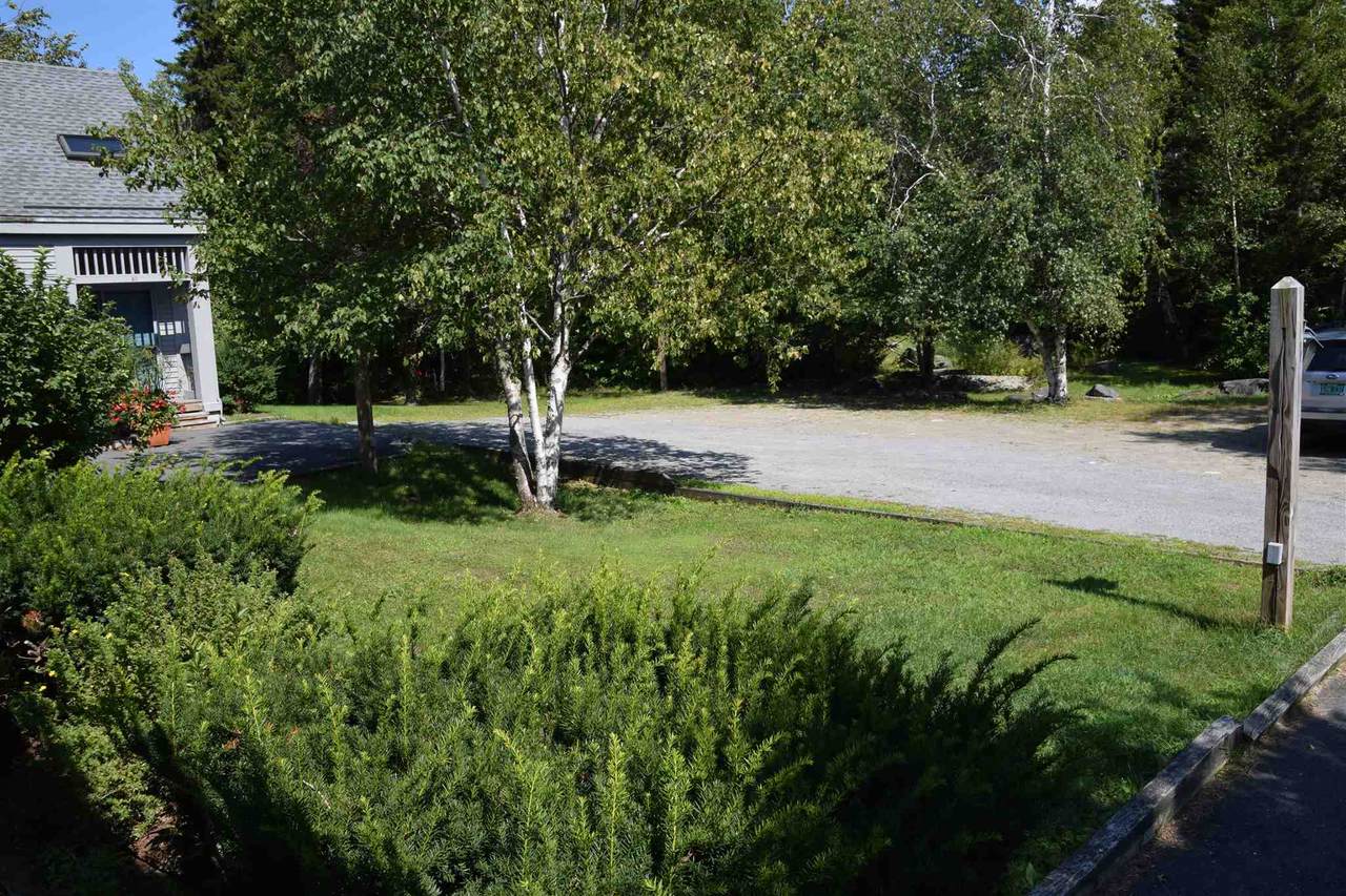 16 Tenth Lane - Photo 1