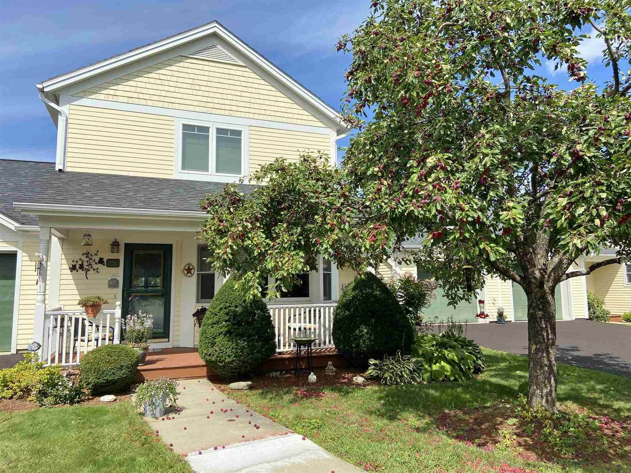 256 Commons Road - Photo 1