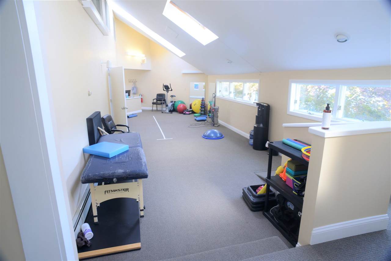 1247 Washington Road - Photo 1