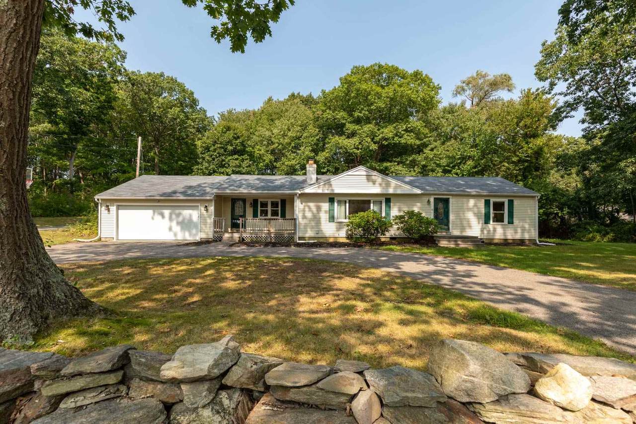 15 Elwyn Road - Photo 1