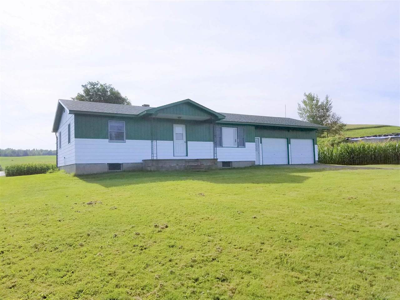 584 Holland Road - Photo 1