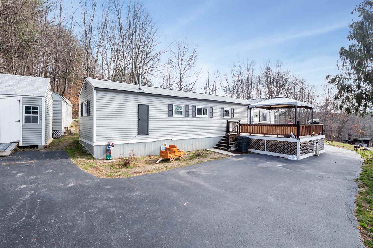 29 Adams Avenue - Photo 1