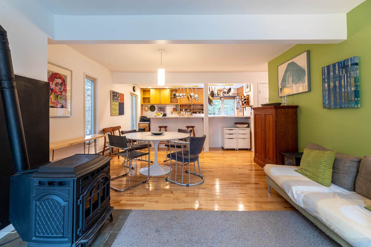 102 Brook Hollow - Photo 1