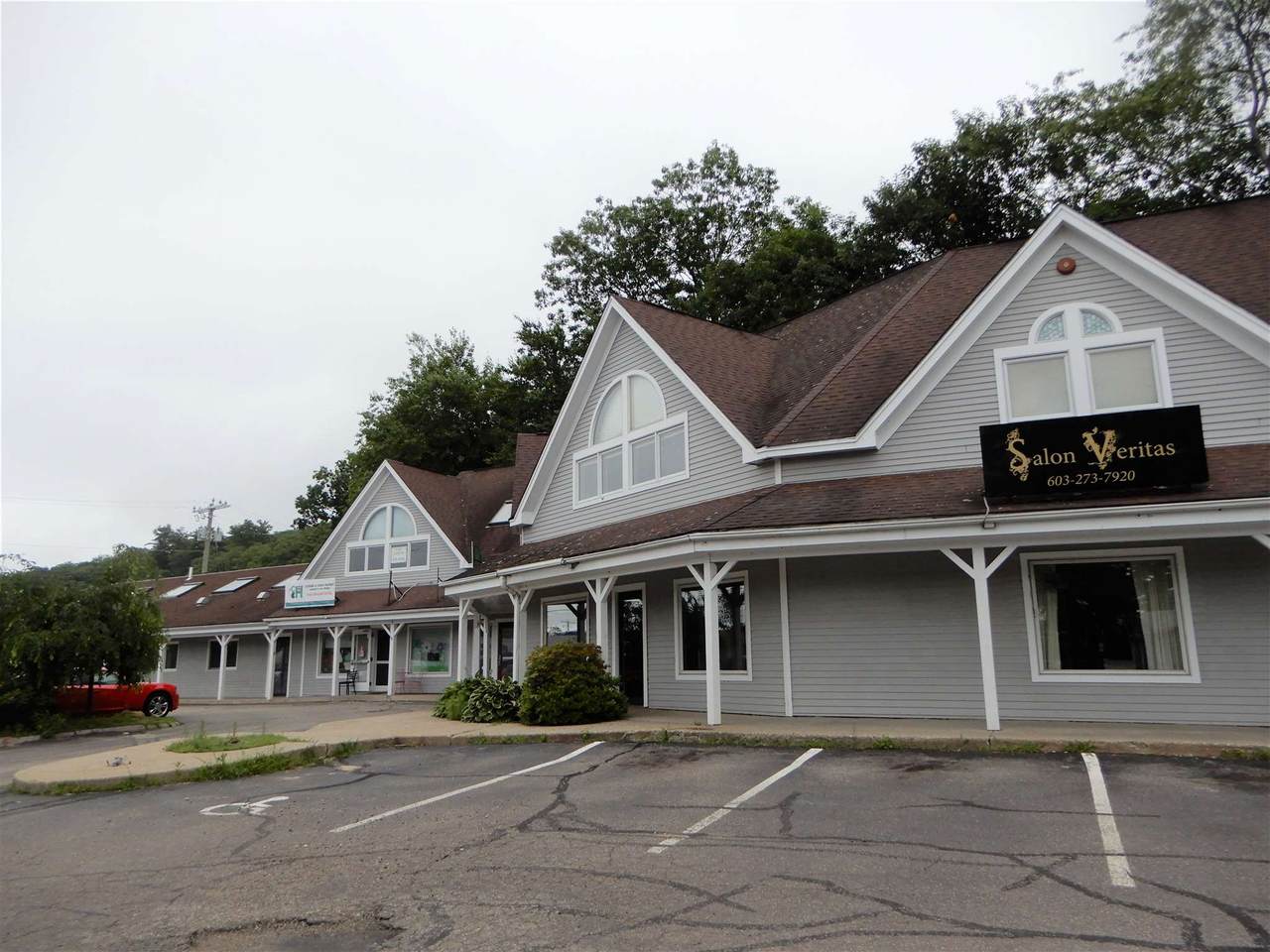 585 Union Avenue - Photo 1