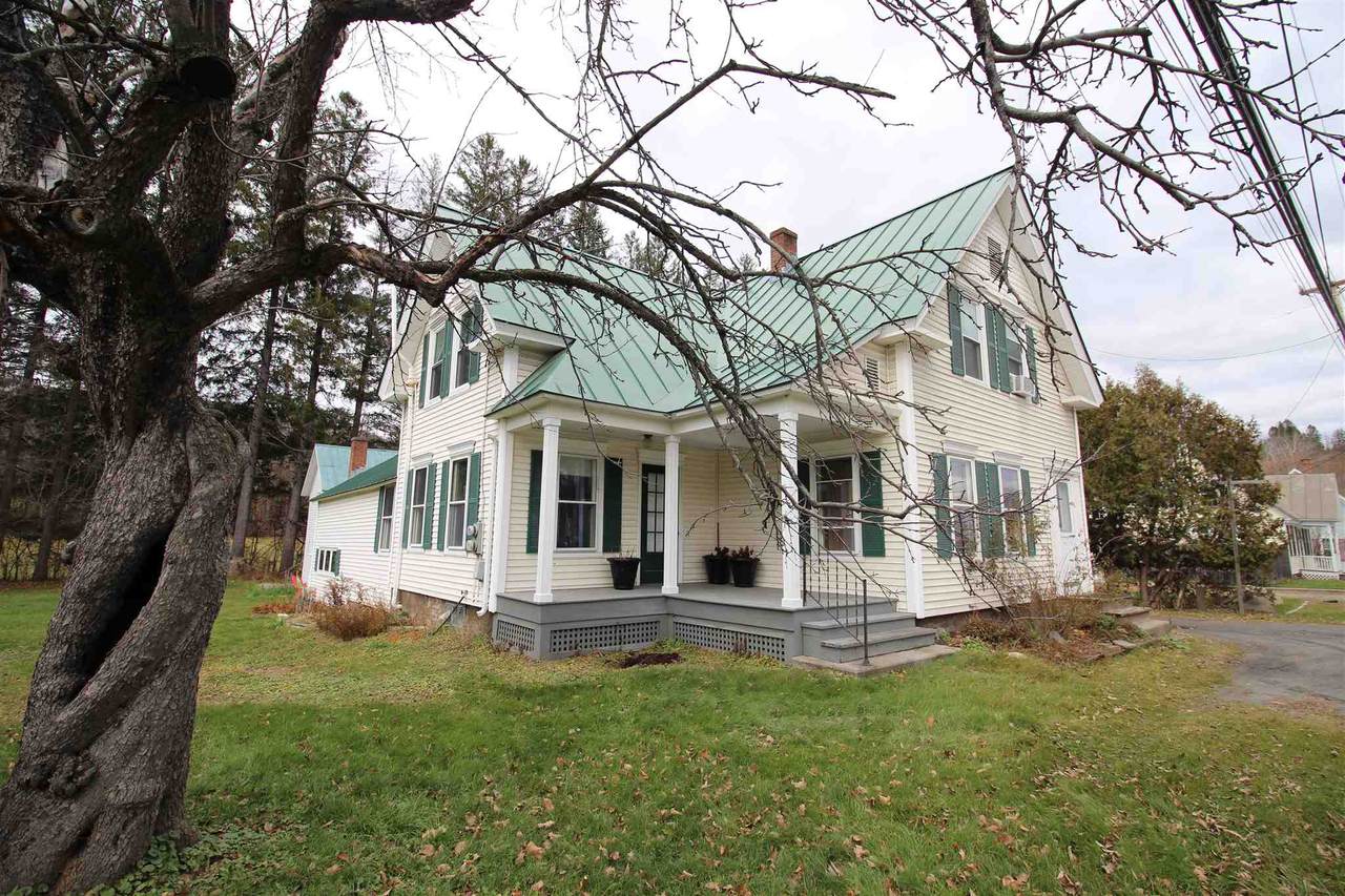 1104 West Woodstock Road - Photo 1