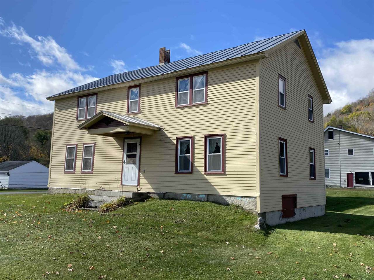 2 Beacon Hill Road - Photo 1