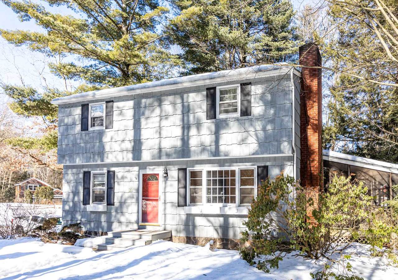 26 Tanglewood Drive - Photo 1