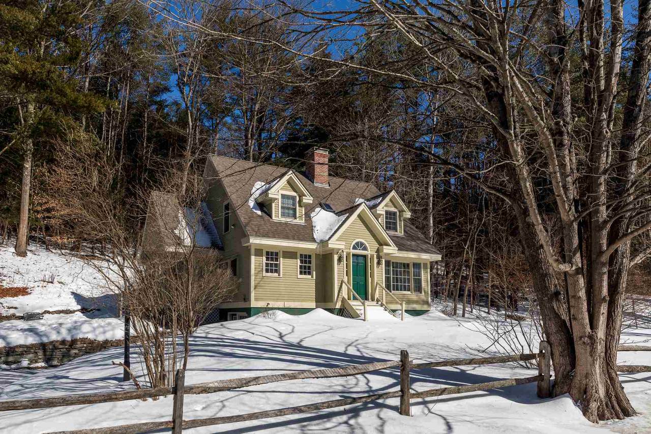128 Turnpike Road - Photo 1