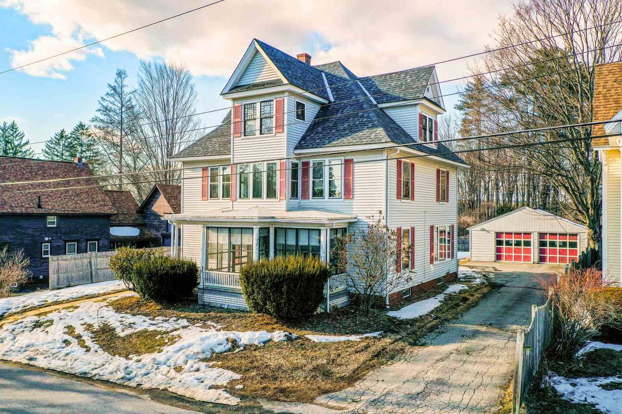 28 Howard Avenue - Photo 1
