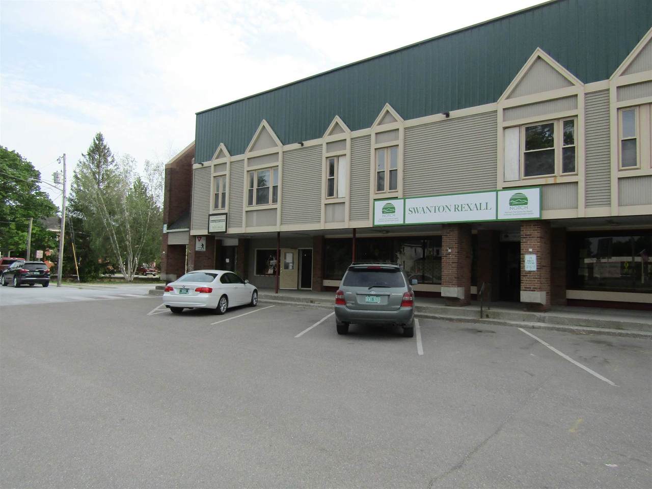44 Merchants Row - Photo 1
