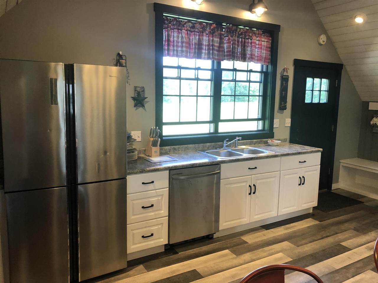 1090 Lake Region Road - Photo 1